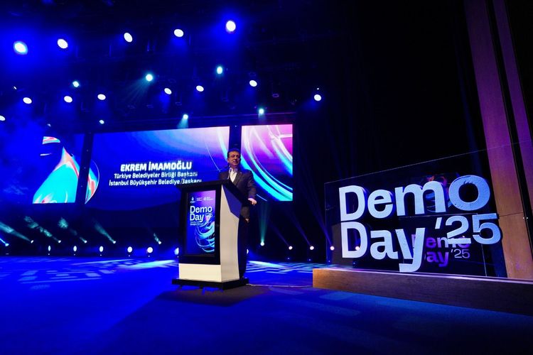 İBB'den "Tech İstanbul Demo Day'25" Etkinliği