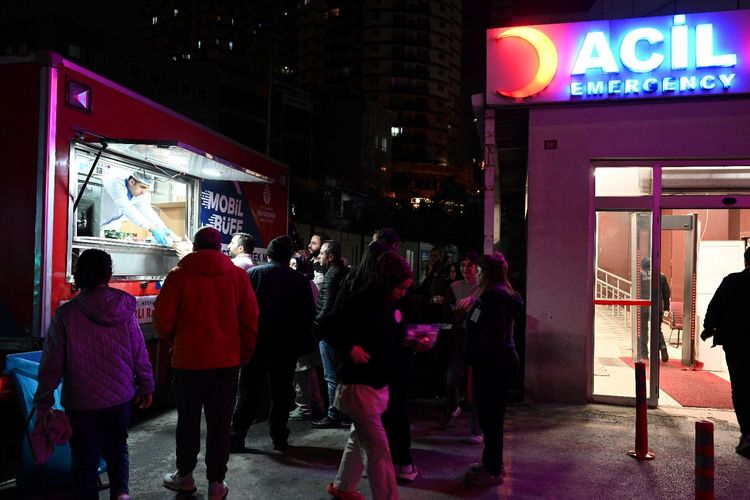 İBB'den Hastanelere Sahur Hizmeti