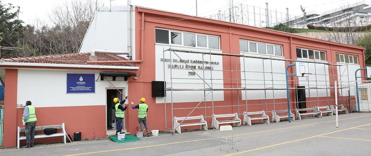 İBB'den 35 Okula Yeni Spor Salonu