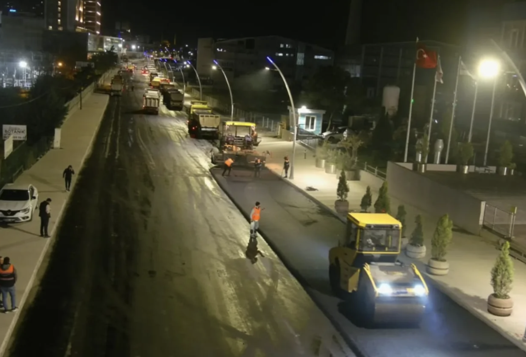 Hadımköy Yolu Caddesi'nde Çalışmalar Tamamlandı