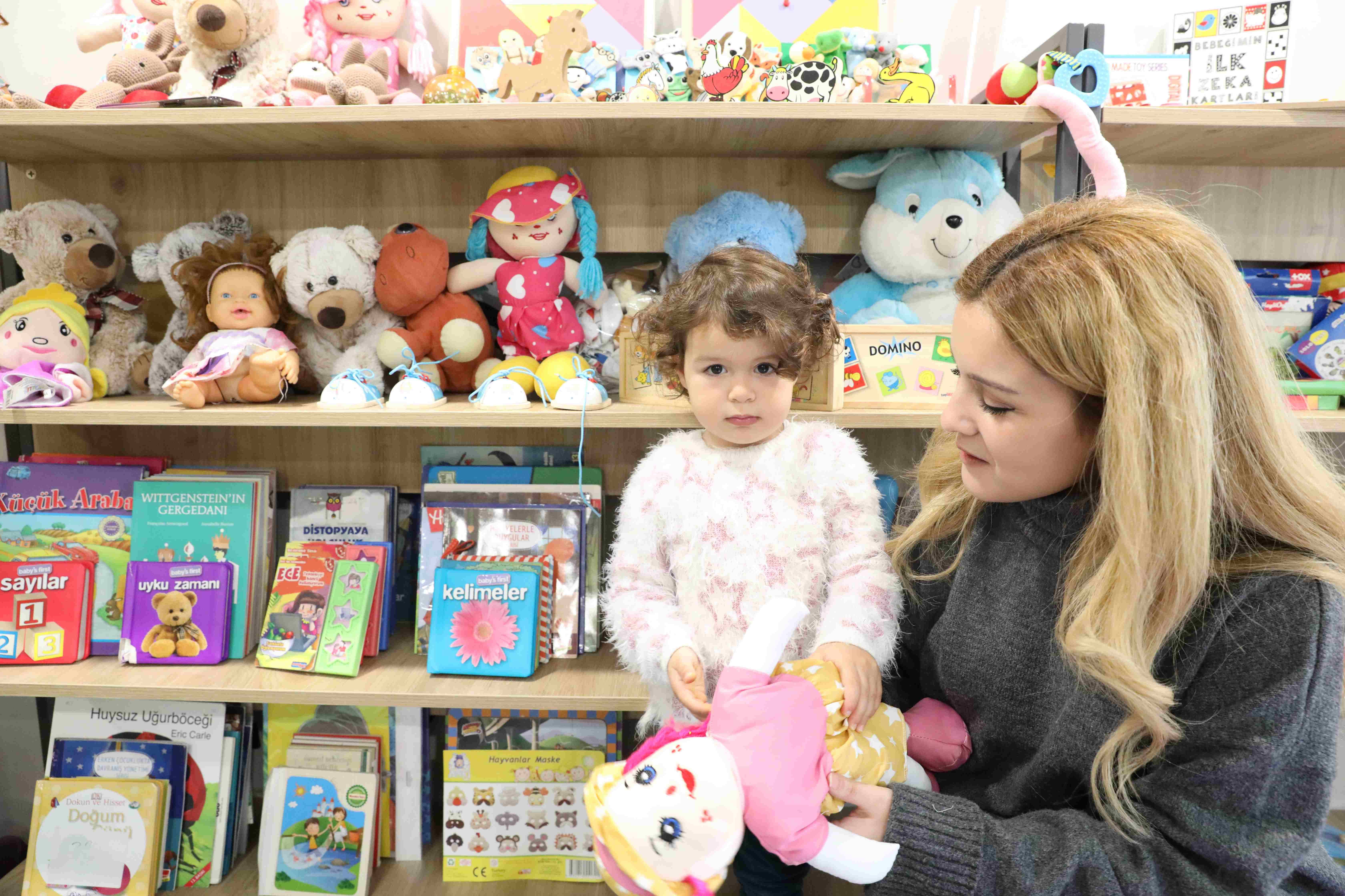 Oyuncak Kütüphanesi Çocukların Yüzünü Güldürdü