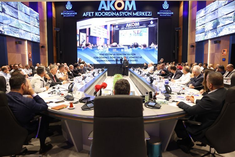 İstanbul’da Okulların İlk Günü Toplu Ulaşım Ücretsiz